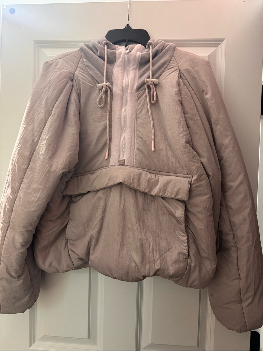 Free People puffer jacket XS